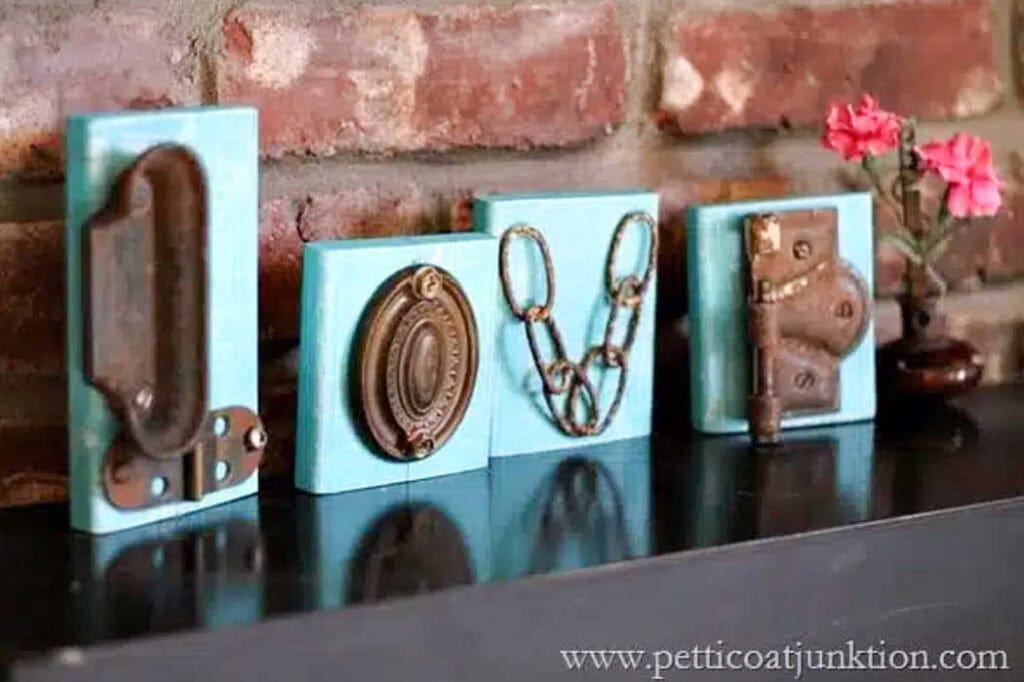 Hinges, Knobs, Pulleys, and More: Crafting with Antique Hardware Hinges, Knobs, Pulleys, and More: Crafting with Antique Hardware